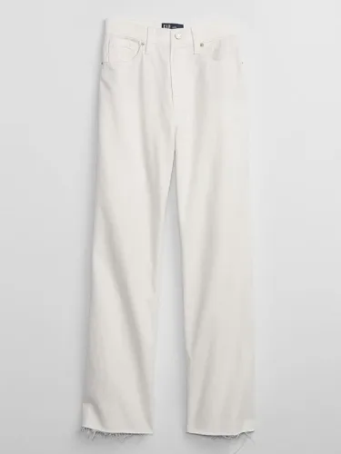 white pants outfit